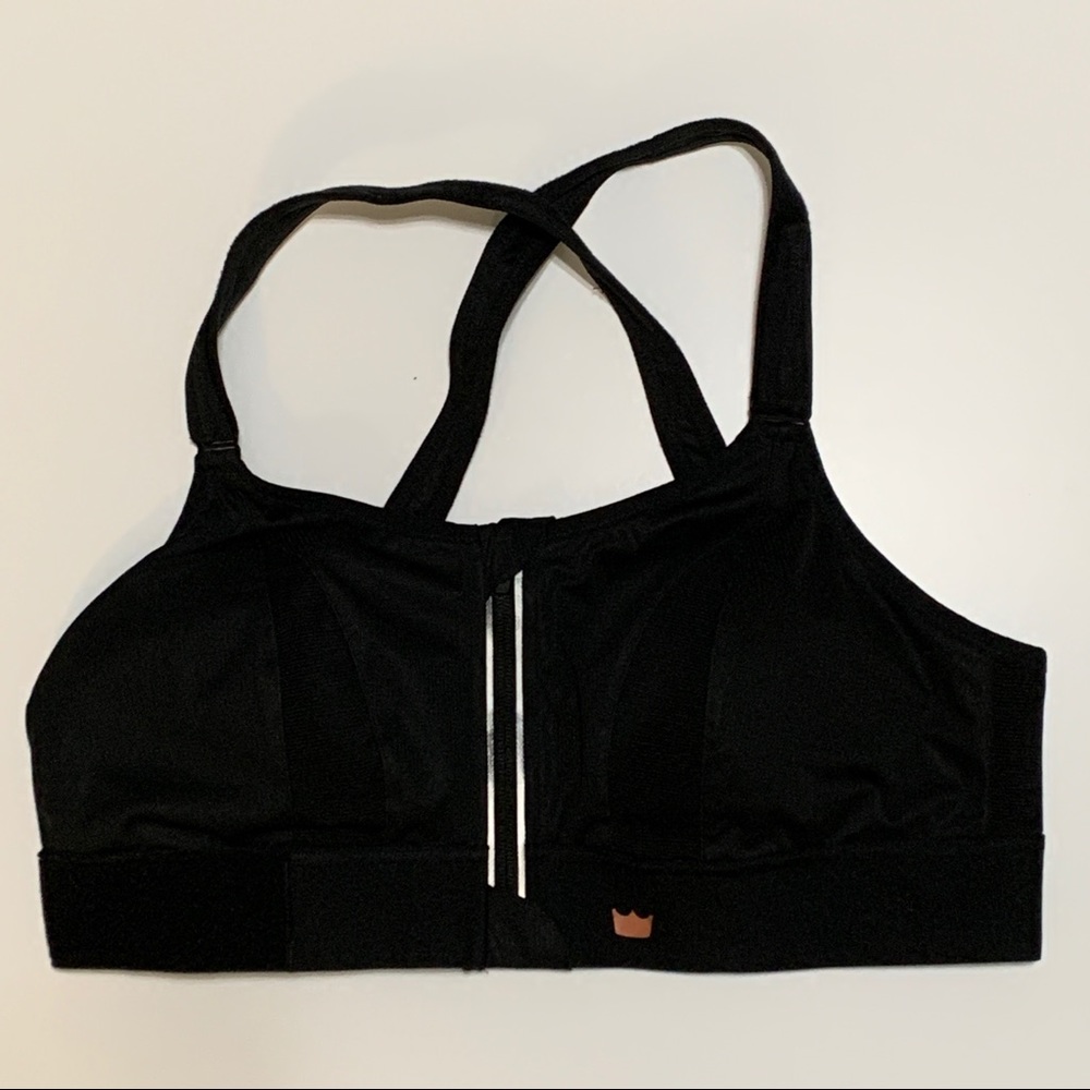 SHEFIT Ultimate Sports Bra